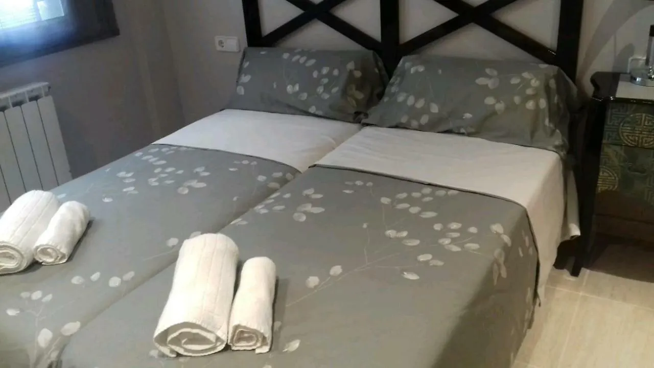 Teia Apartments Girona