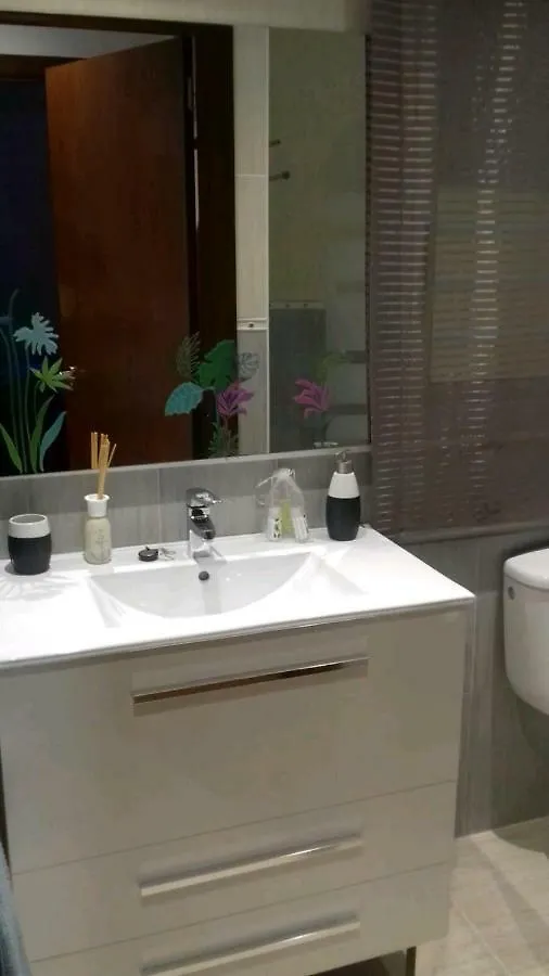 Teia Apartments Girona 0*,